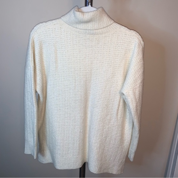 Theory Wool Sweater turtleneck - Picture 4 of 6